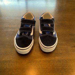 Vans size 11.5 kids OLD SKOOL V shoes. Black, blue and white